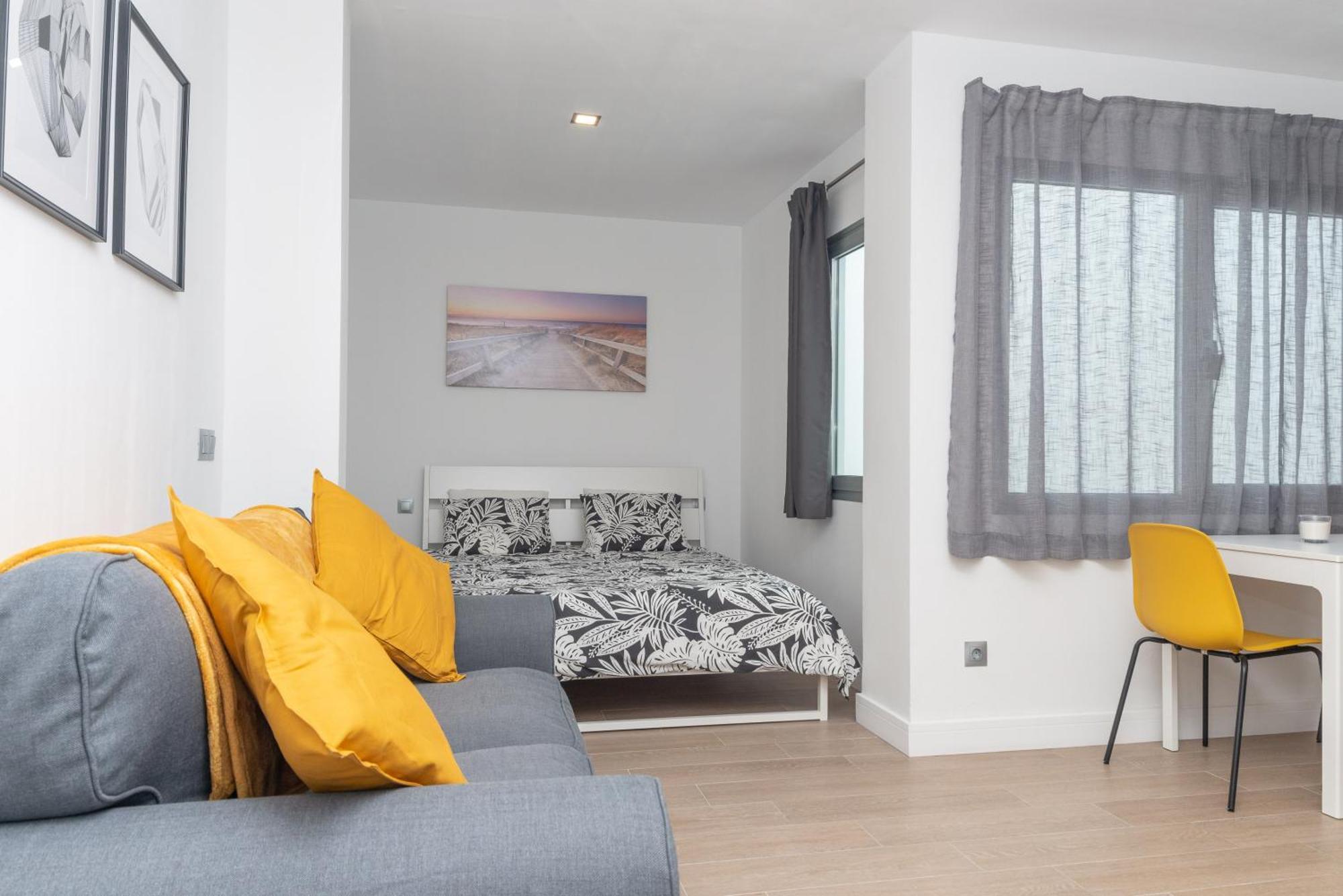 Estudio Con Balcon Playa Las Canteras Las Palmas de Gran Canaria Exterior photo